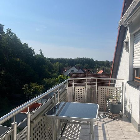 Sonniges Dachzimmer Feucht Esterno foto